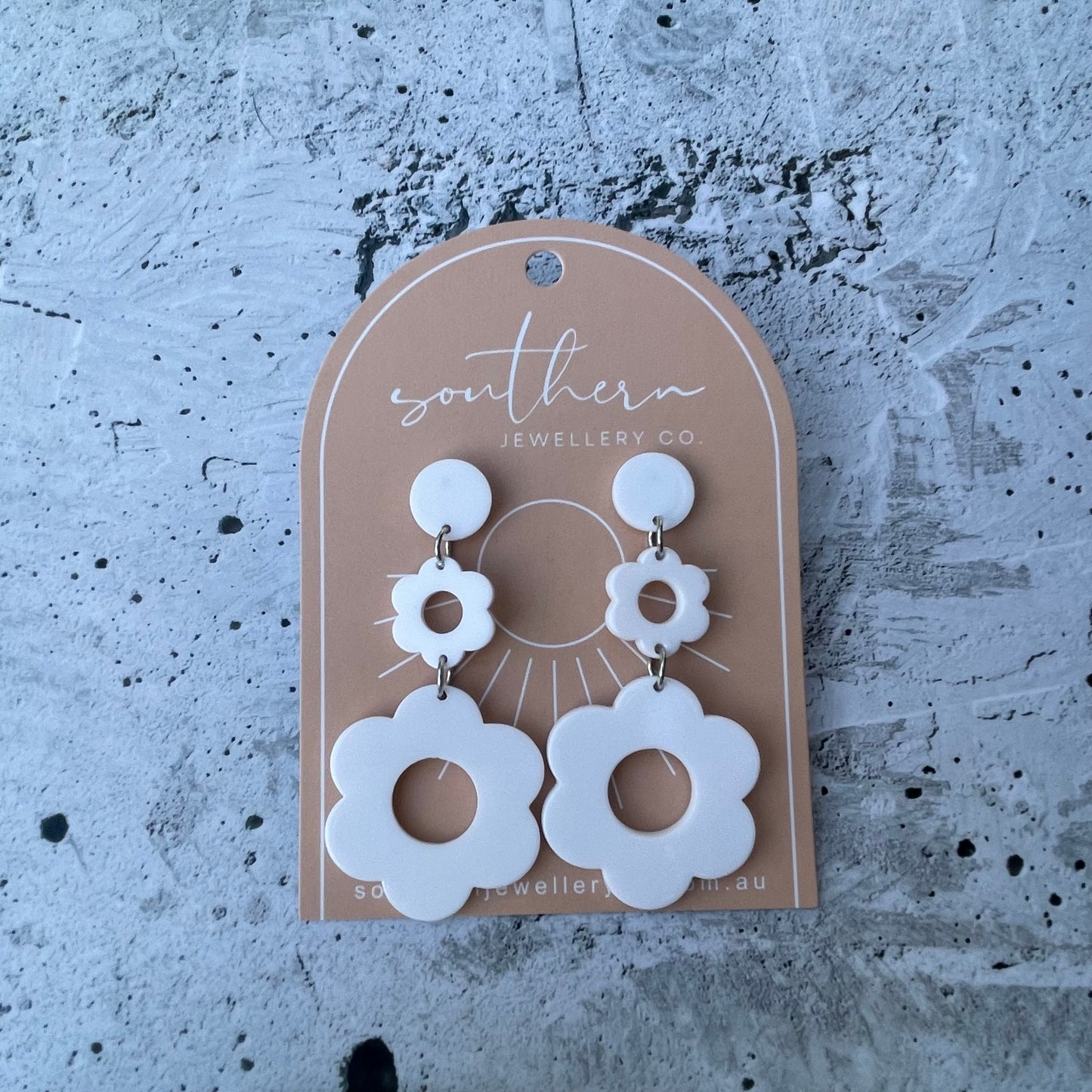 White Flower Tiered Earrings-Earrings-Southern Jewewellery Co.-Southern Goods Co.