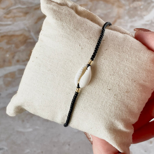 Beaded Cowrie Bracelet-Bracelet-Southern Jewewellery Co.-Southern Goods Co.