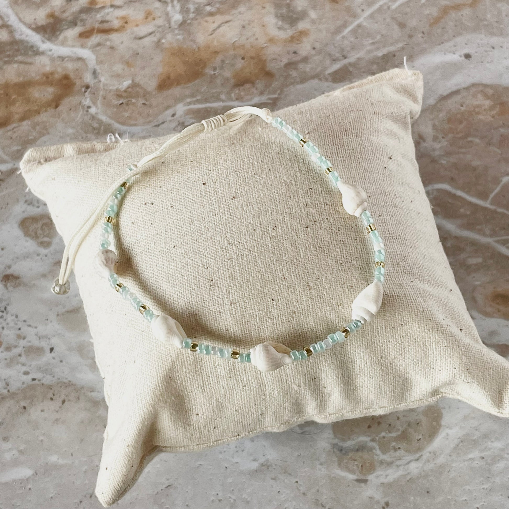 Beaded Mini Shell Bracelet-Bracelet-Southern Jewewellery Co.-Southern Goods Co.