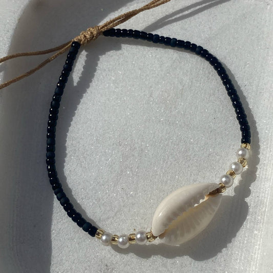 Freshwater Pearl and Cowrie Bracelet-Bracelet-Southern Jewewellery Co.-Southern Goods Co.